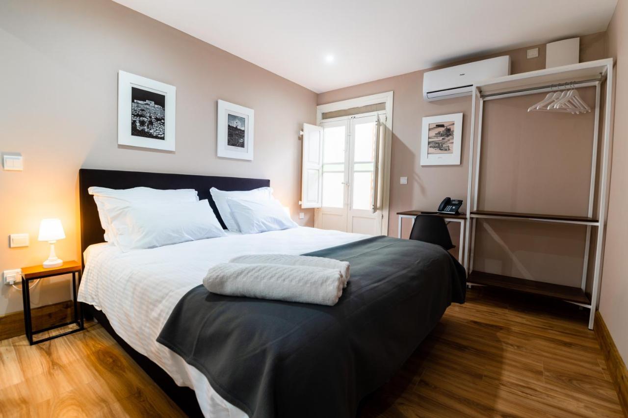 Monreal Boutique Townhouse - R024Rm3 Hotel Paola Kültér fotó